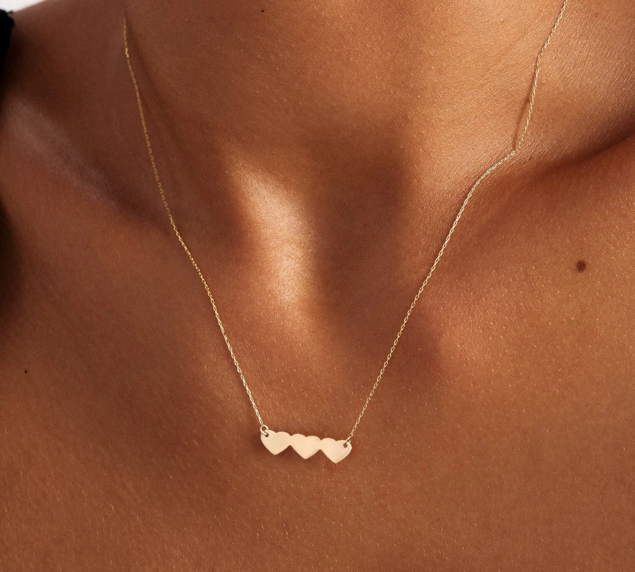925 Sterling Silver 3-Heart Elegant Charm Necklace