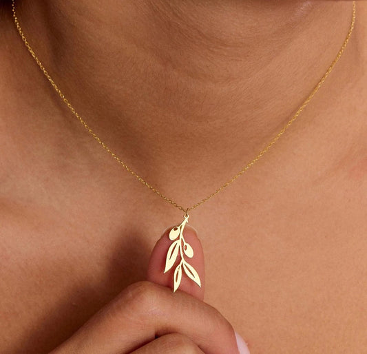 925 Sterling Silver Olive Branch Elegant Necklace