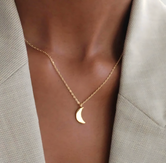 925 Sterling Silver Crescent Moon Necklace