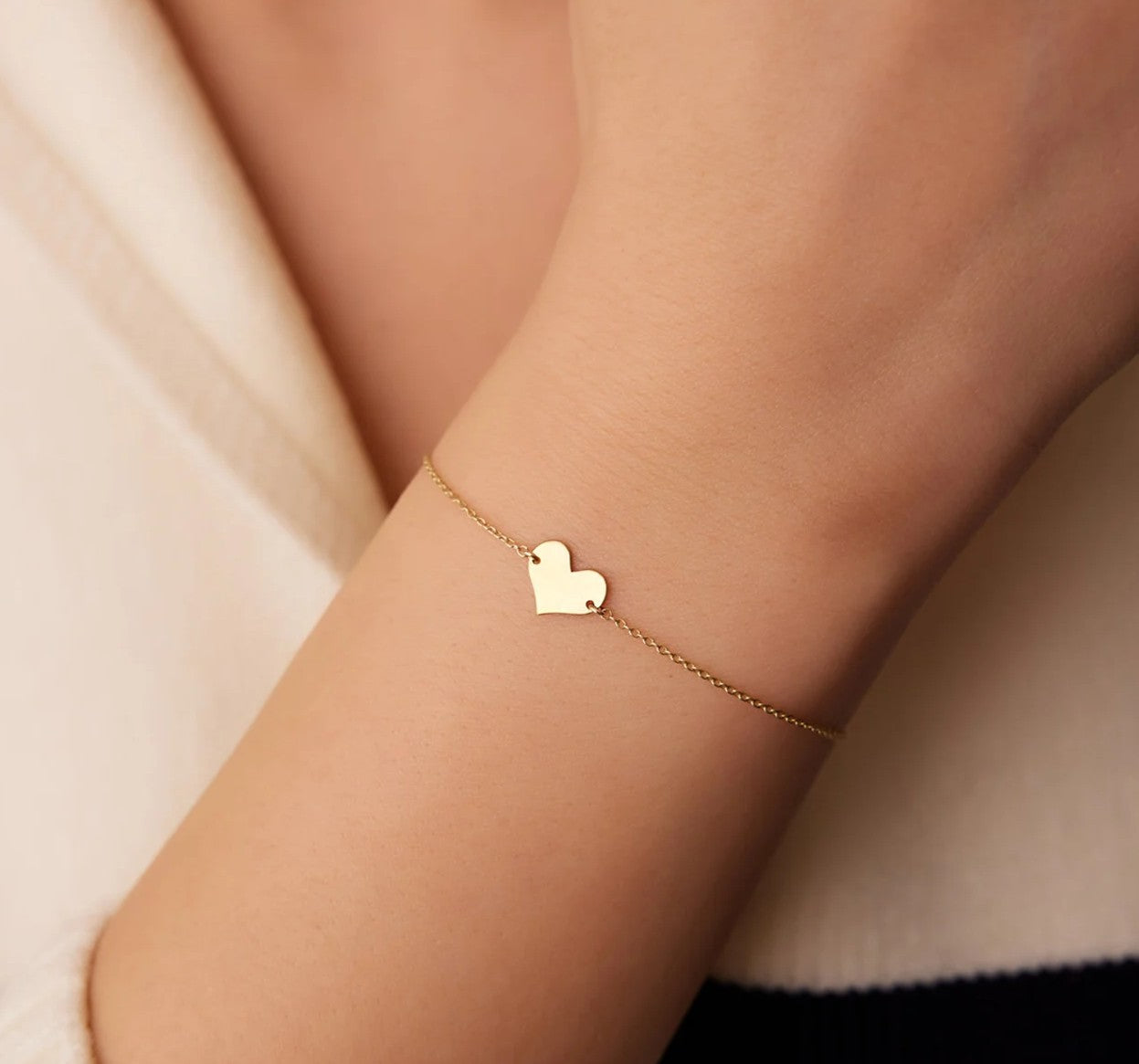 925 Sterling Silver Elegant Heart Bracelet