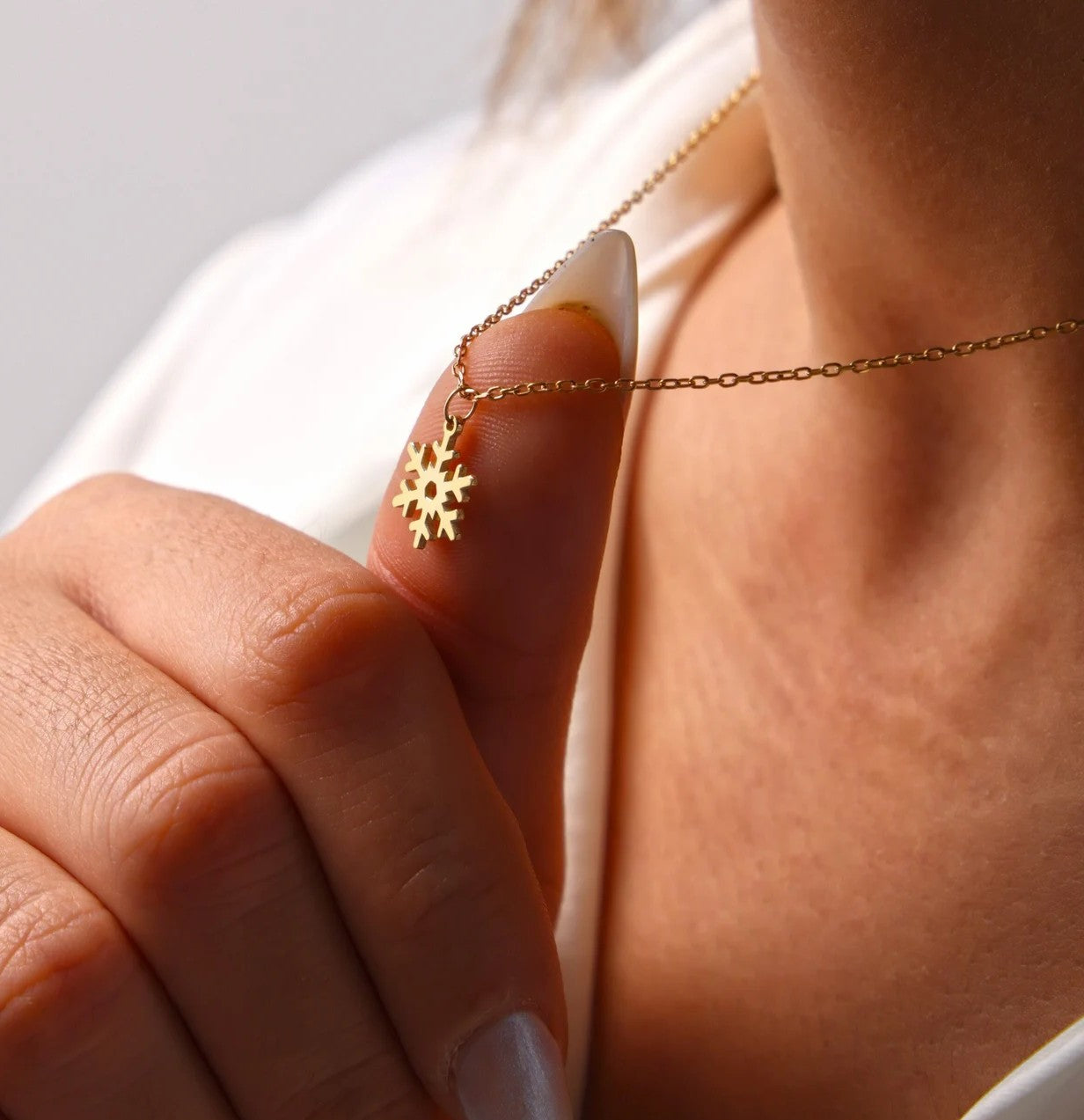 925 Sterling Silver Snowflake Delicate Necklace