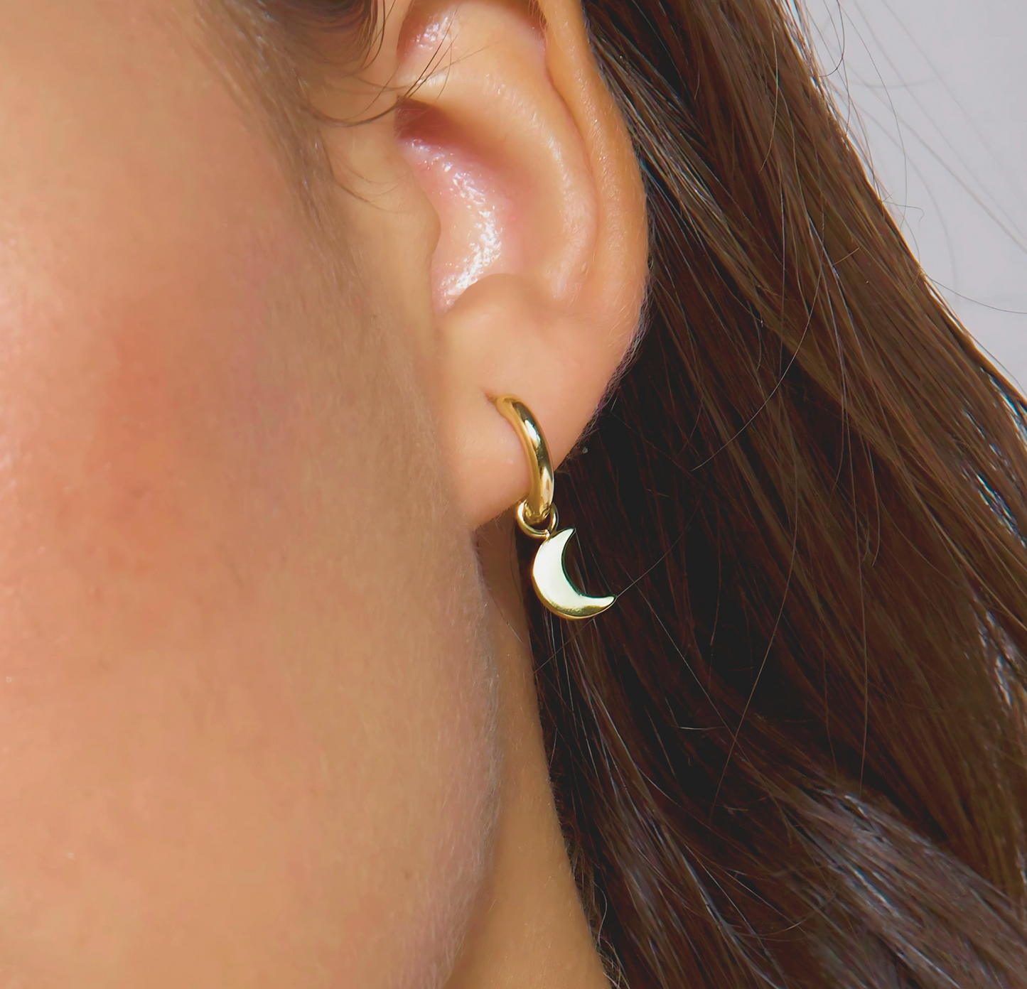 925 Sterling Silver Round Hoop Earrings with Crescent Moon Symbol