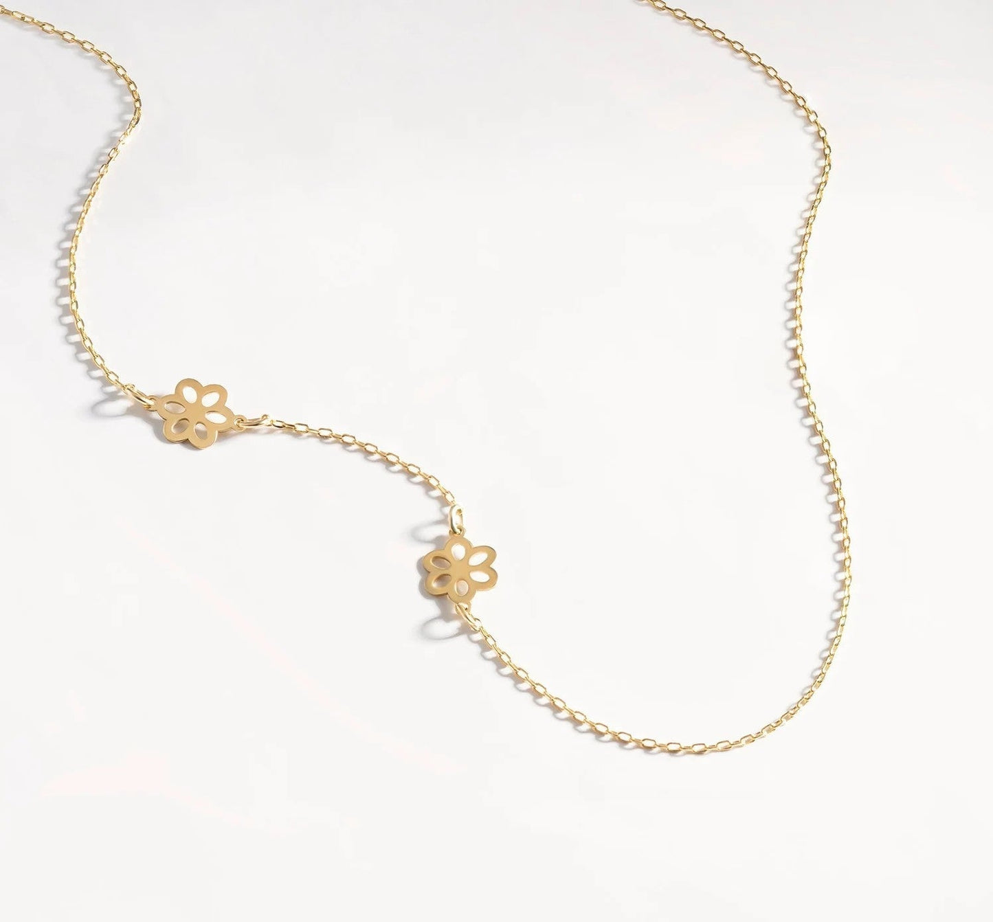 925 Sterling Silver Daisy Flower Side Necklace