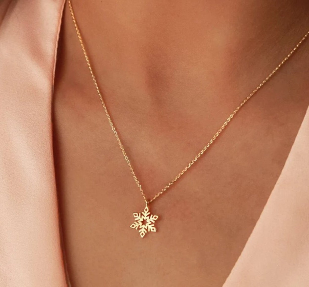 925 Sterling Silver Snowflake Necklace