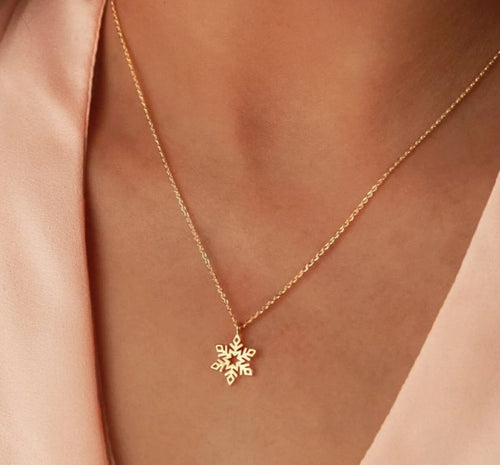 925 Sterling Silver Snowflake Necklace