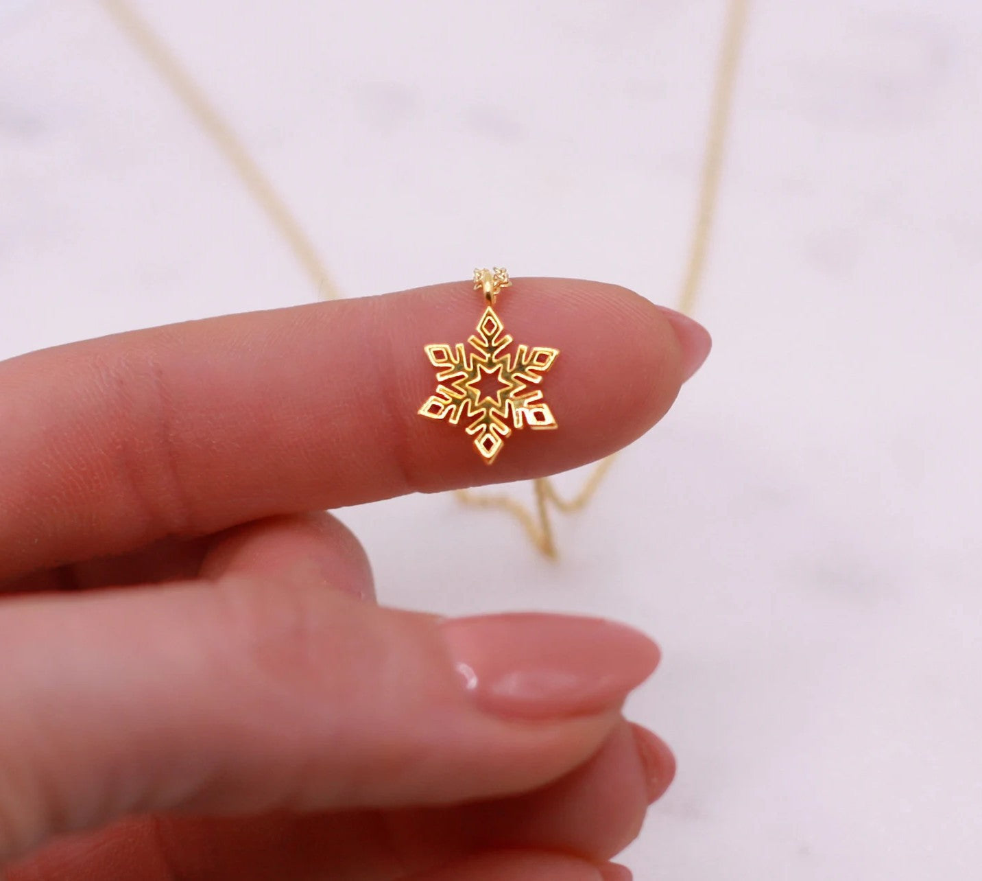 925 Sterling Silver Snowflake Necklace